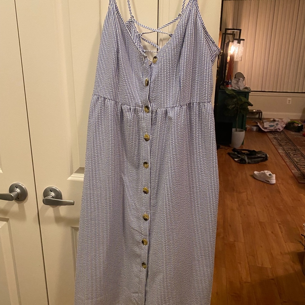 NEVER WORN NEW WITH TAGS MAXI DRESS